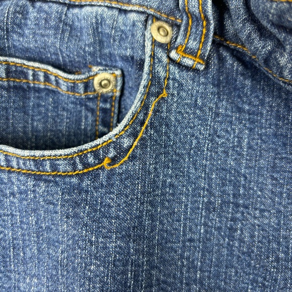 Lilly Pulitzer Mid-Rise Cropped Jeans Straight Leg Blue Denim Capris Size 6 - Picture 15 of 15